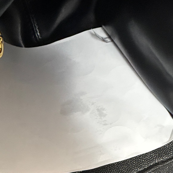 CC Black Leather Chain Bag - Picture 10 of 12